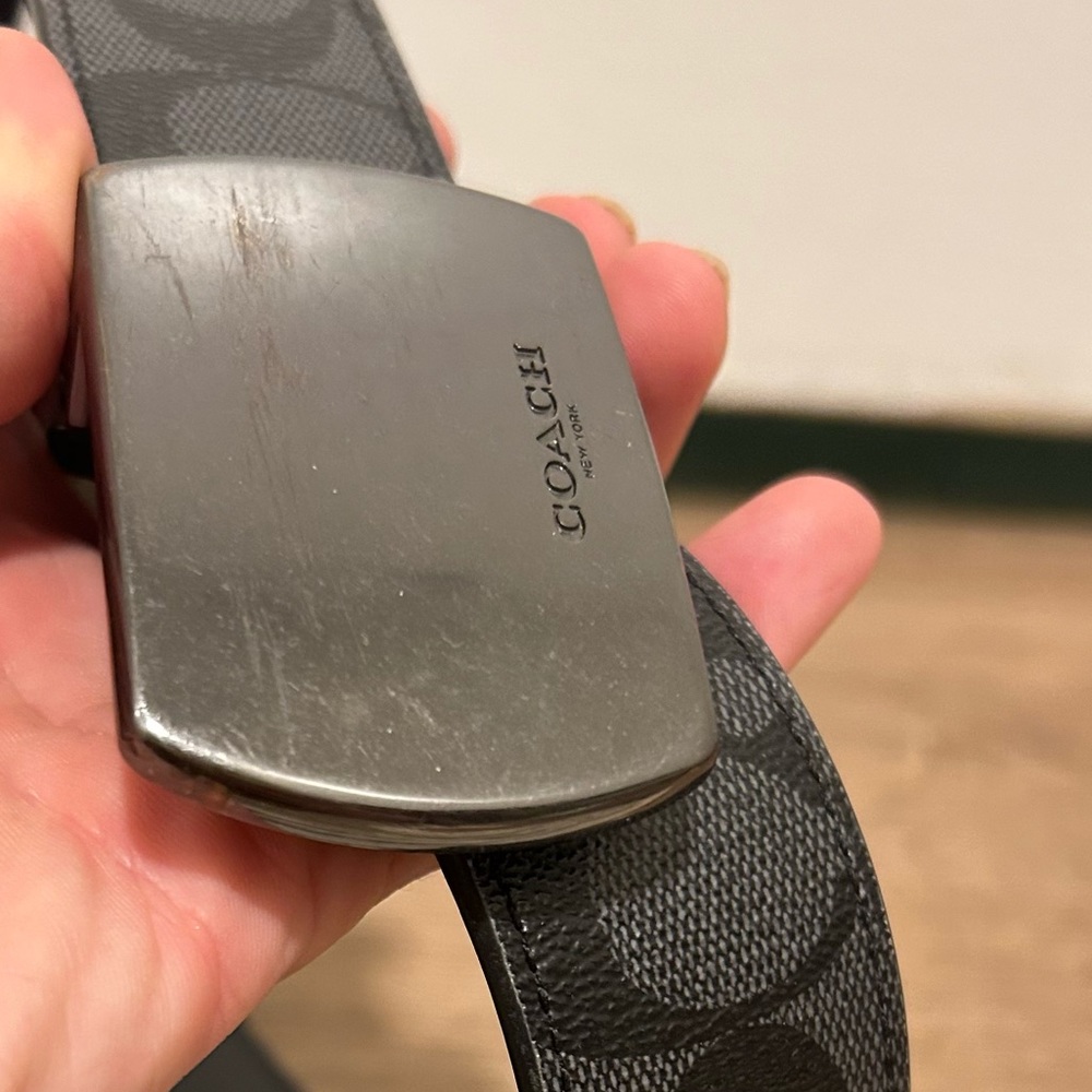 𝐄𝐔𝐂 𝐂𝐎𝐀𝐂𝐇 𝐑𝐞𝐯𝐞𝐫𝐬𝐢𝐛𝐥𝐞 𝐁𝐥𝐚𝐜𝐤 𝐋𝐞𝐚𝐭𝐡𝐞𝐫 𝐁𝐞𝐥𝐭 - Picture 5 of 16